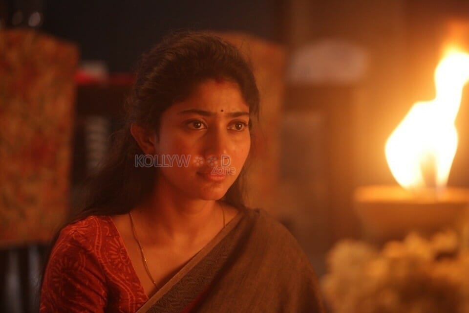 Lycavin Karu Movie Heroine Sai Pallavi Pictures