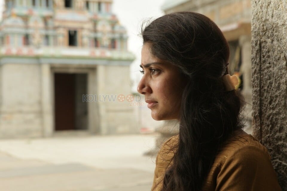 Lycavin Karu Movie Heroine Sai Pallavi Pictures