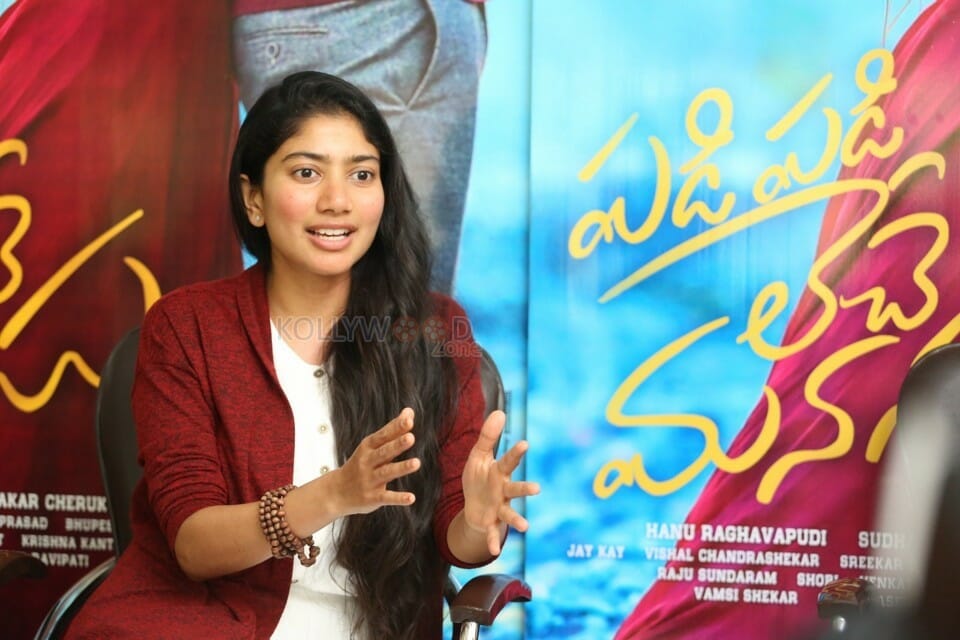 Maari Heroine Sai Pallavi Interview Stills