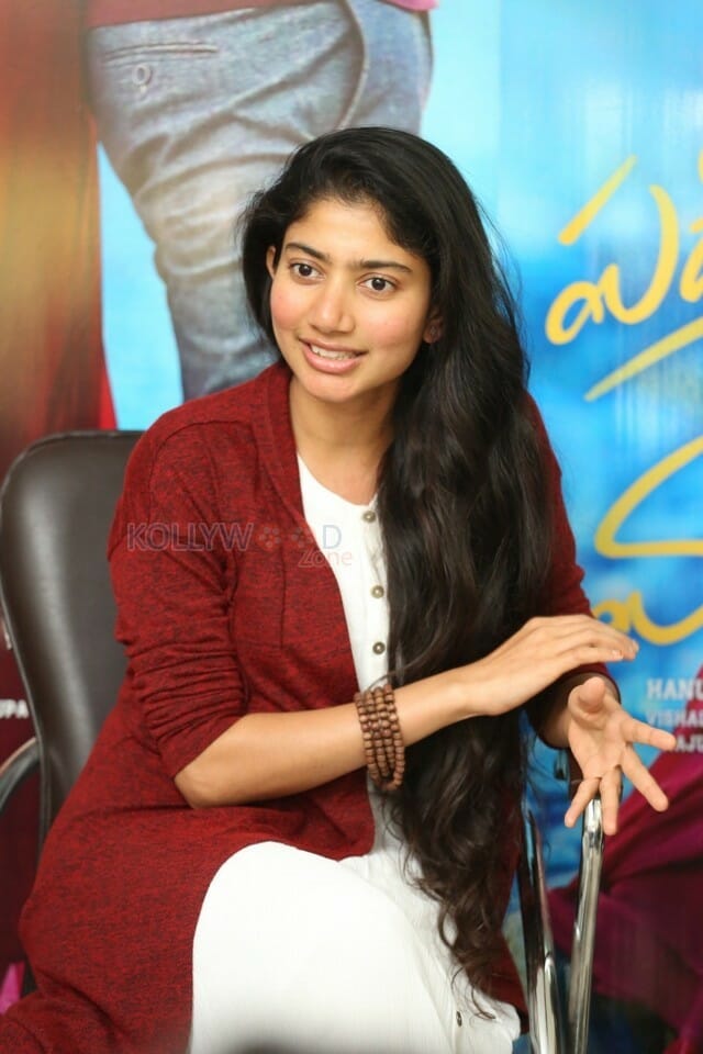 Maari Heroine Sai Pallavi Interview Stills