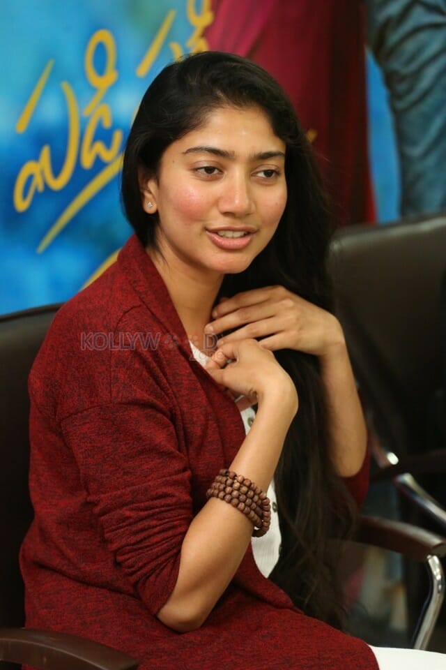 Maari Heroine Sai Pallavi Interview Stills