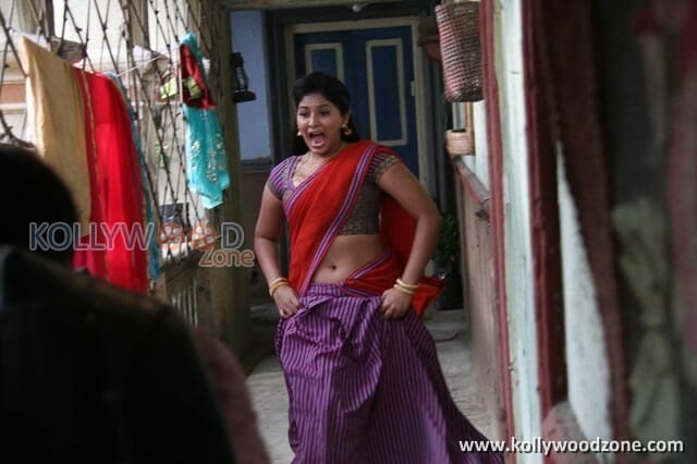 Madha Gaja Raja Movie Heroine Anjali Stills