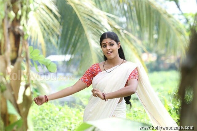 Malayalam Actress Iniya Sexy Pictures