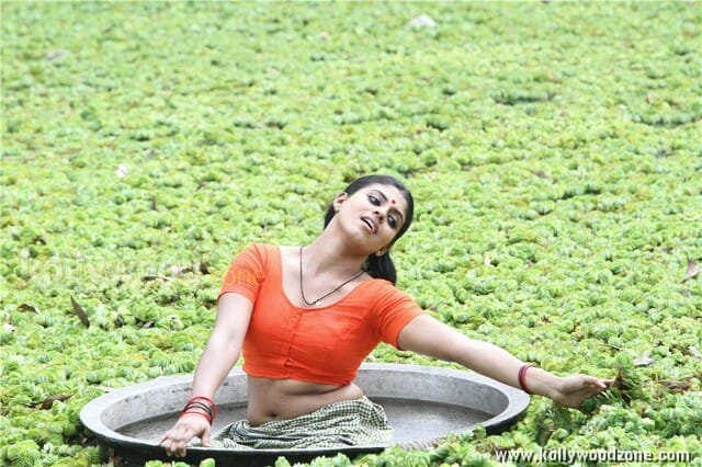 Malayalam Actress Iniya Sexy Pictures