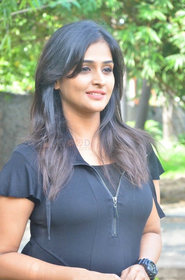 Malayalam Actress Ramya Nambeesan New Photos