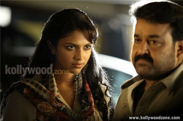 Mallu Babe Amala Paul In Run Baby Run Movie Pictures