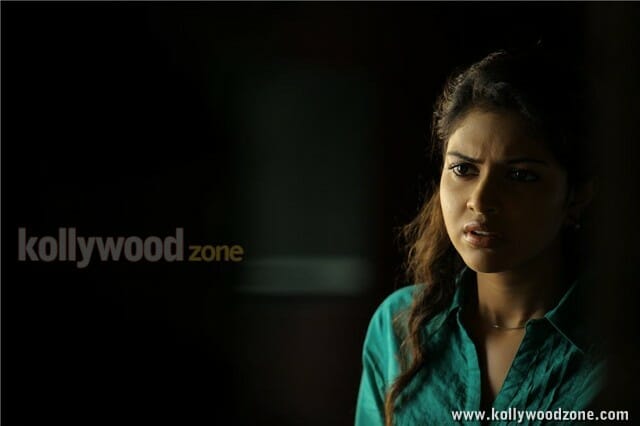 Mallu Babe Amala Paul In Run Baby Run Movie Pictures