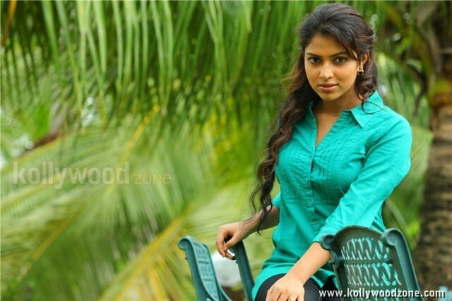 Mallu Babe Amala Paul In Run Baby Run Movie Pictures