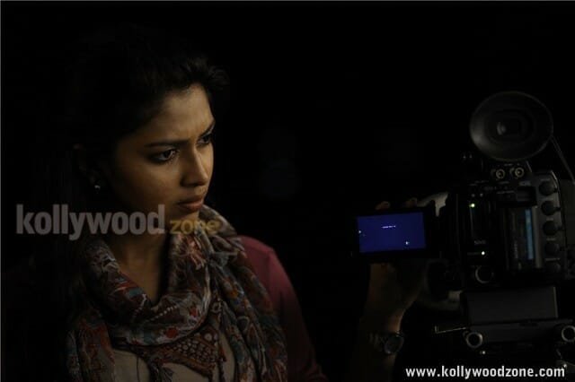 Mallu Babe Amala Paul In Run Baby Run Movie Pictures