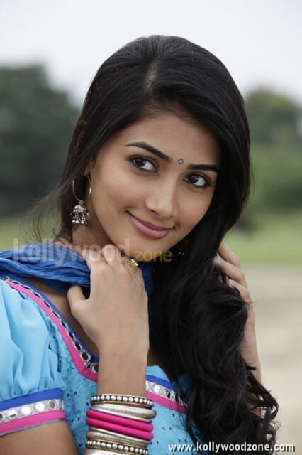 Model Pooja Hegde Stills