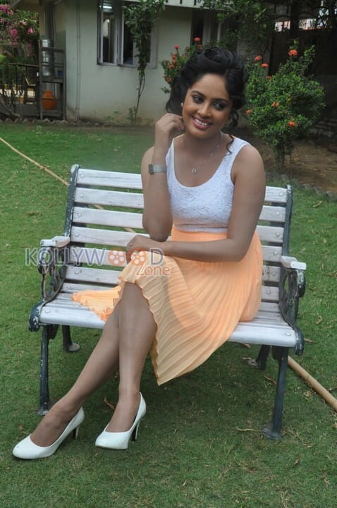 Mundaasupatti Heroine Nandita Pictures