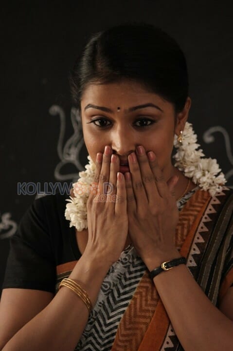 Nallu Polisum Nalla Irundha Oorum Movie Heroine Remya Nambeesan Photos