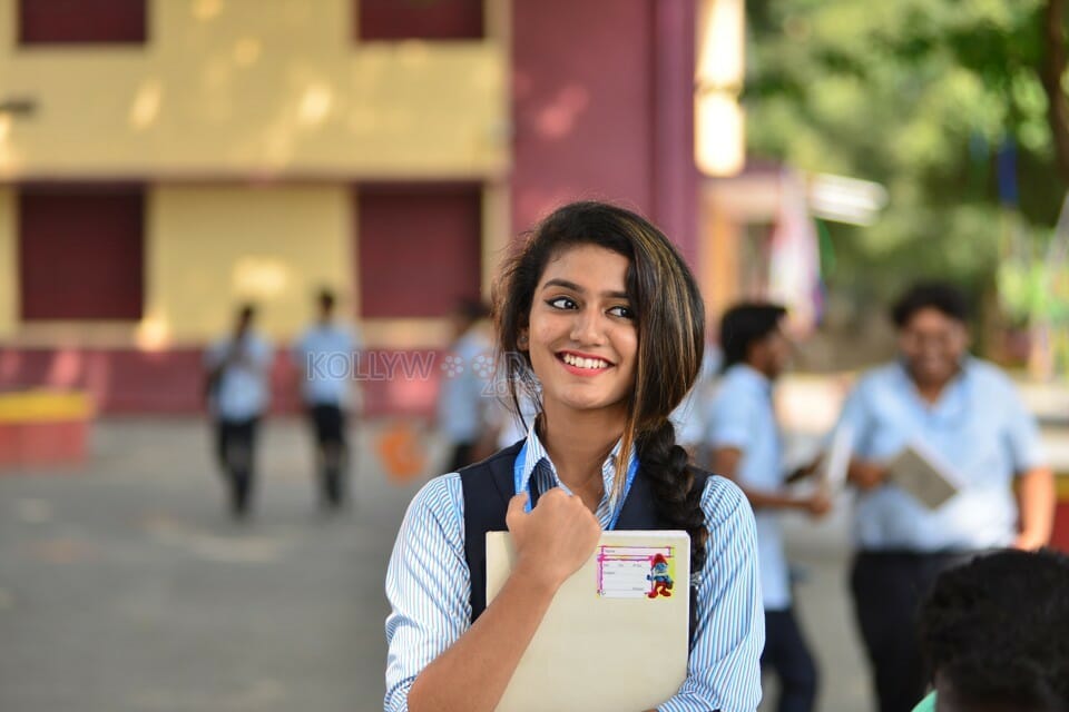 Oru Adaar Love Movie Heroine Priya Prakash Varrier Photos