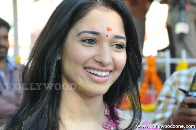 Photos Of Sexy Tamanna In Pink