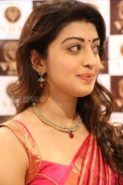 Pranitha Vrk Silks Showroom Launch Photos