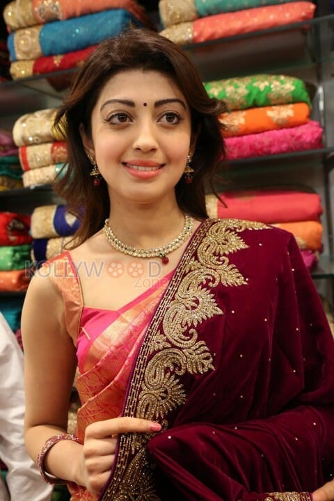 Pranitha Vrk Silks Showroom Launch Photos