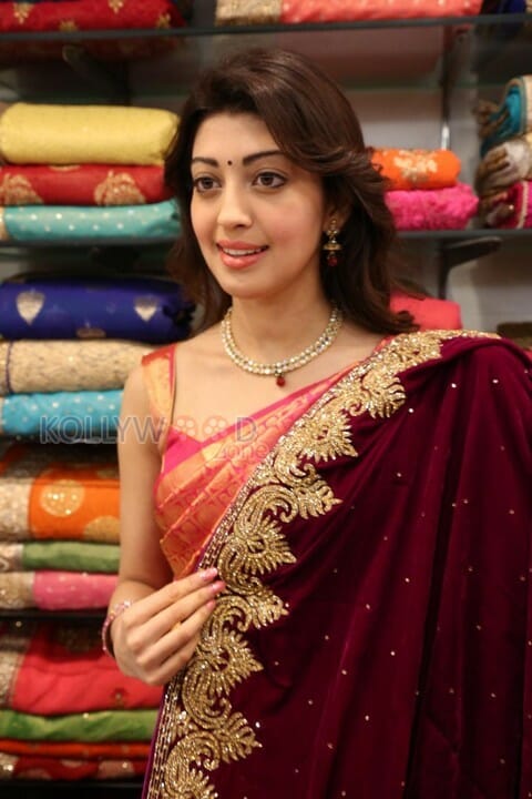 Pranitha Vrk Silks Showroom Launch Photos