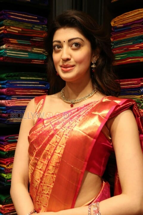 Pranitha Vrk Silks Showroom Launch Photos