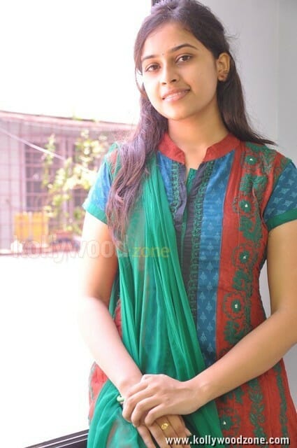 Pretty Actress Sri Divya Pictures