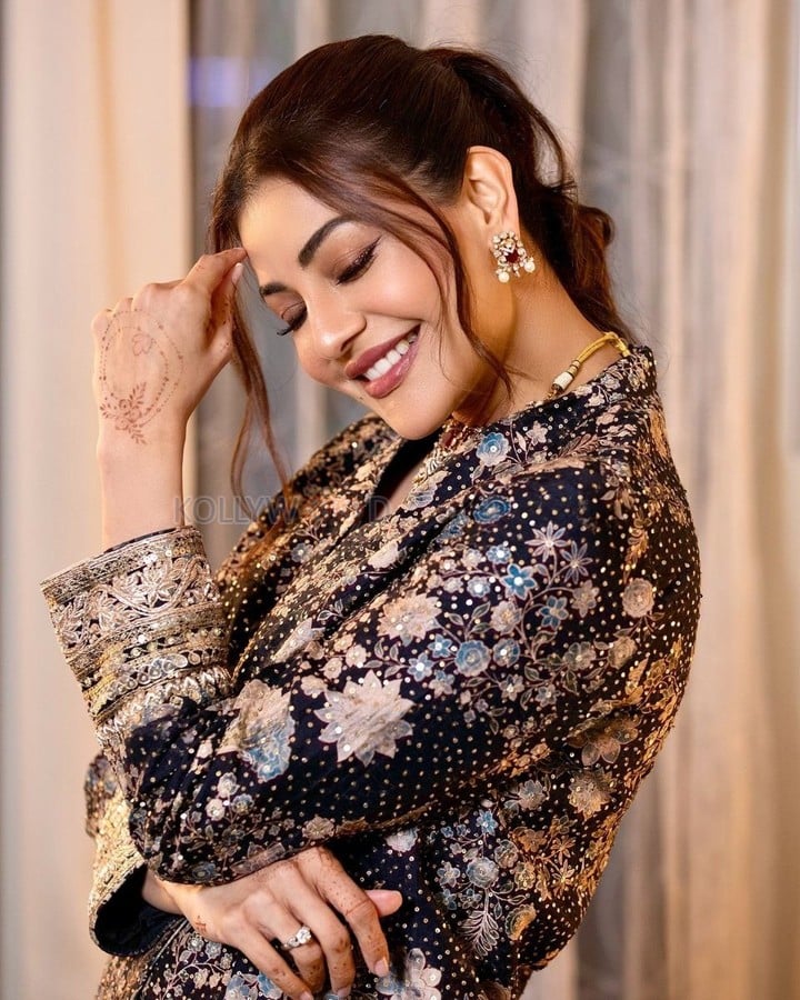 Princess Beauty Kajal Aggarwal Photoshoot Pictures 05