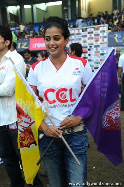 Priyamani Ccl Match Pictures