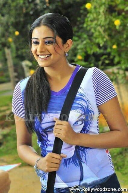 Priyamani Image Gallery