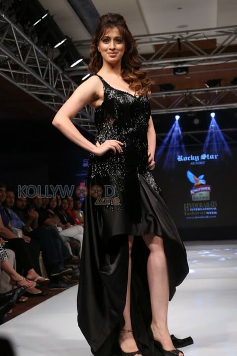 Raai Laxmi At Kingfisher Ultra Hifw Photos