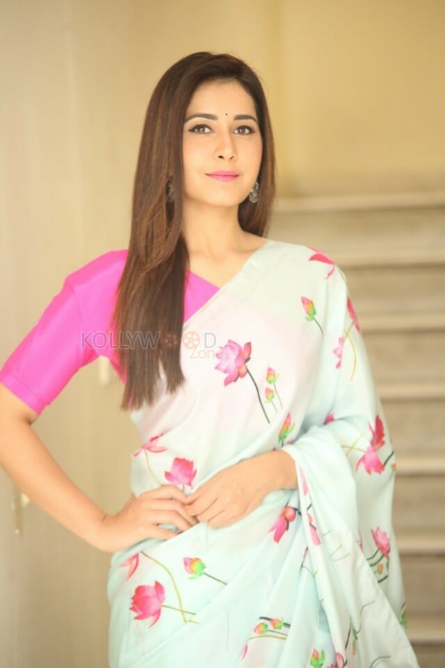 Raashi Khanna At Srinivasa Kalyanam Movie Press Meet Photos