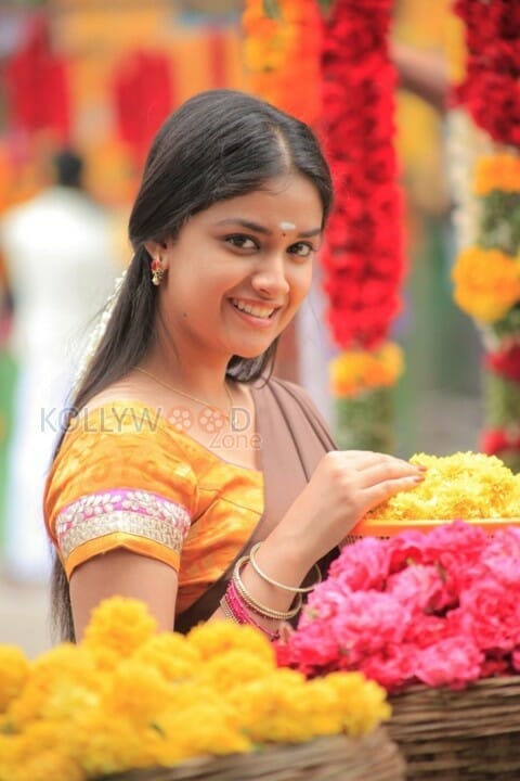 Rajini Murugan Movie Heroine Keerthi Suresh Stills