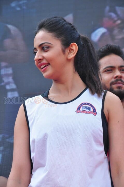 Rakul Preet At Fitness Unplugged For Rape Victims Event Photos