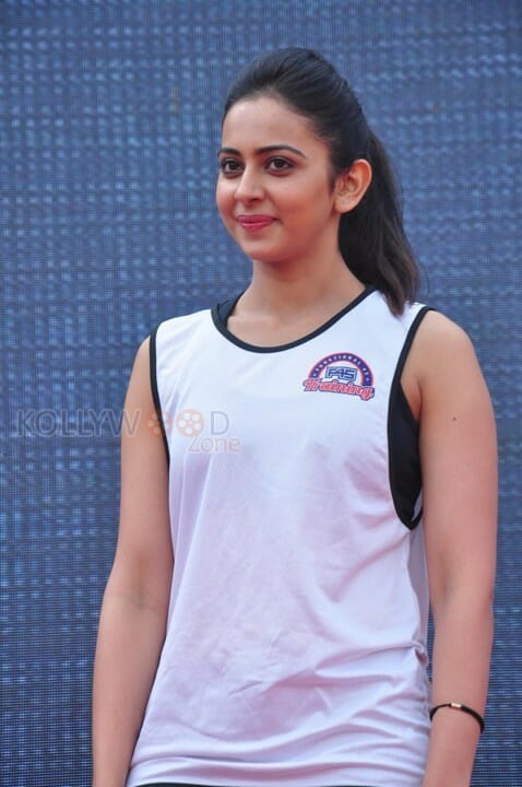 Rakul Preet At Fitness Unplugged For Rape Victims Event Photos