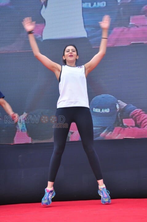 Rakul Preet At Fitness Unplugged For Rape Victims Event Photos