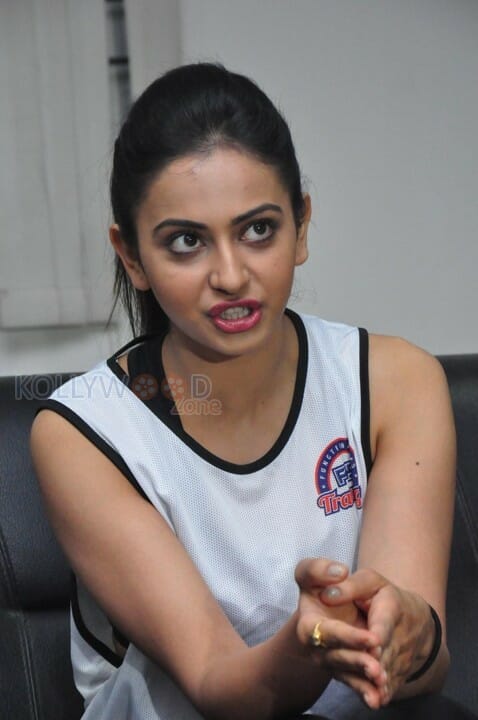 Rakul Preet At Fitness Unplugged For Rape Victims Event Photos