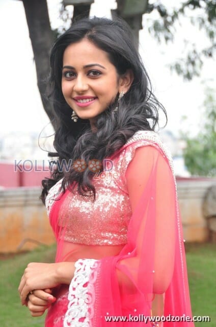 Rakul Preet Singh Saree Pictures