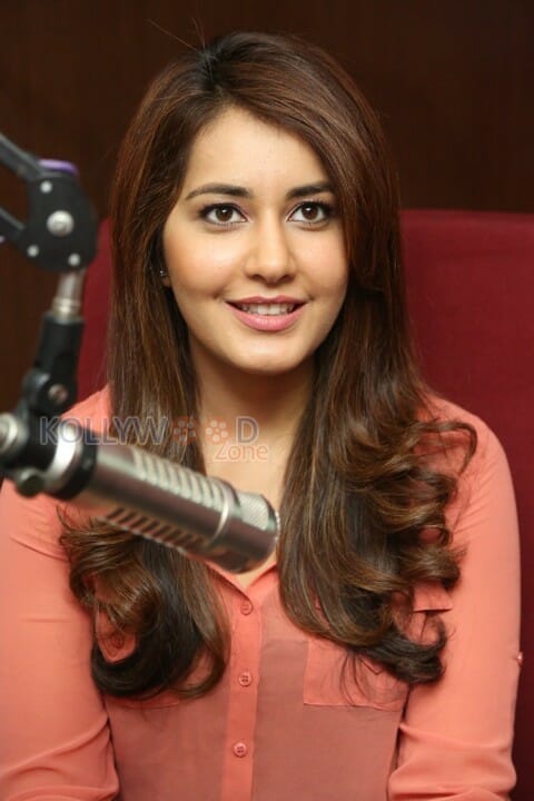 Rashi Khanna At Red Fm Photos