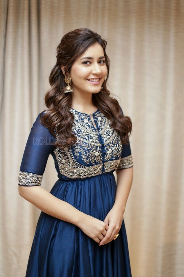 Rashi Khanna Photo Shoot Stills