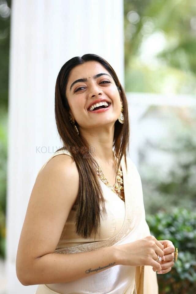 Rashmika Mandanna at Pushpa Movie Pre Release Interview Photos 58