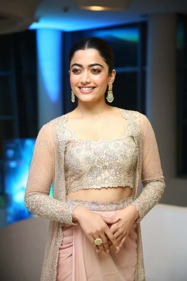 Rashmika Mandanna at Pushpa Movie Pre Release Interview Photos 68