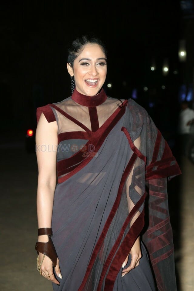 Regina Cassandra At Awe Event Pictures