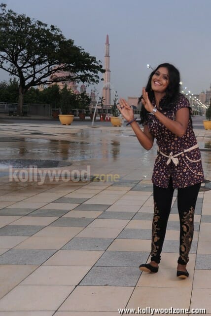 Remya Nambeesan Photos