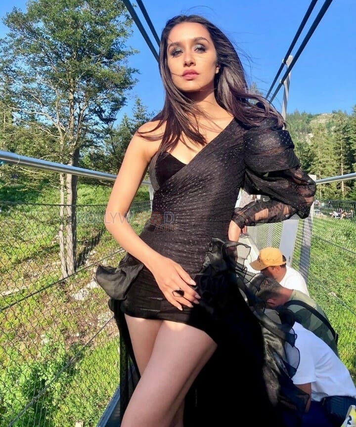 Saaho Actress Shraddha Kapoor Photos