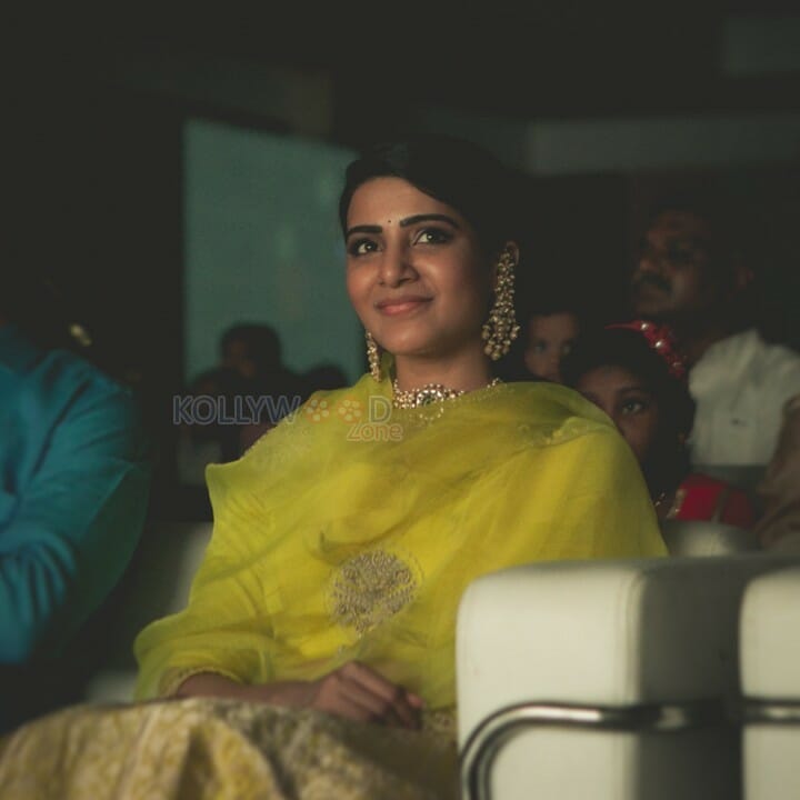 Samantha At Seem Raja Audio Launch Photos