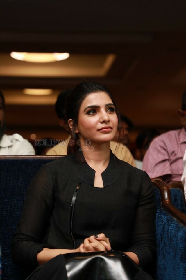 Samantha At U turn Press Meet Photos