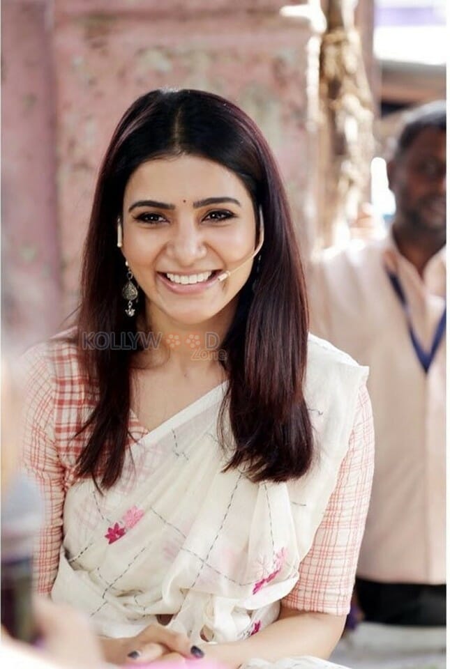 Samantha At Vegetable Stall Photos