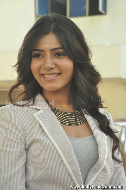 Samantha In Naan Ee Movie Press Meet Photos