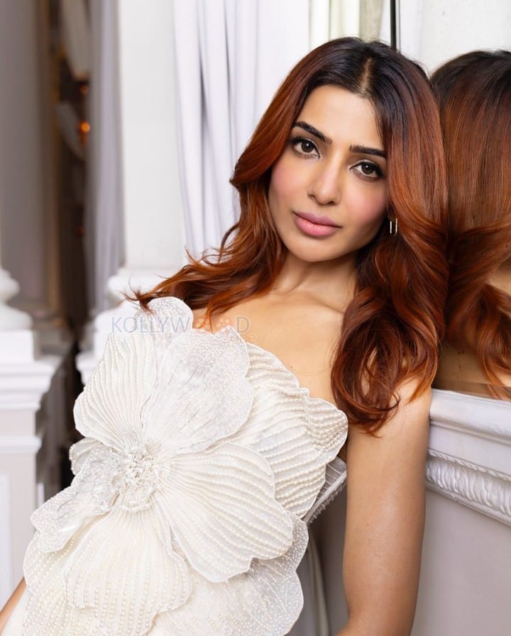 Samantha Ruth Prabhu in a White Floral Tube Top with Matching Trousers Photos 03