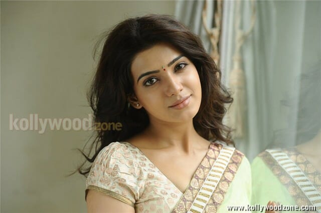 Samantha Sexy In Saree Pictures