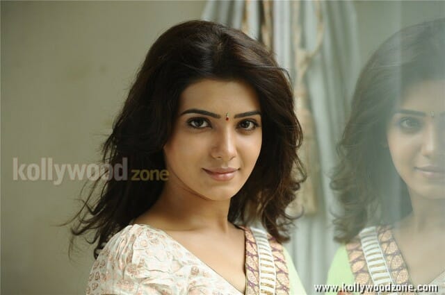 Samantha Sexy In Saree Pictures