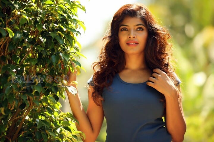 Sanchita Shetty Sexy New Photoshoot Stills