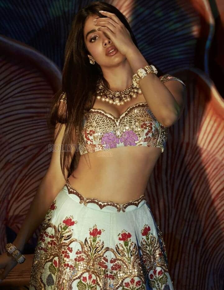 Seductive Janhvi Kapoor in Sexy Lehenga Photos 04